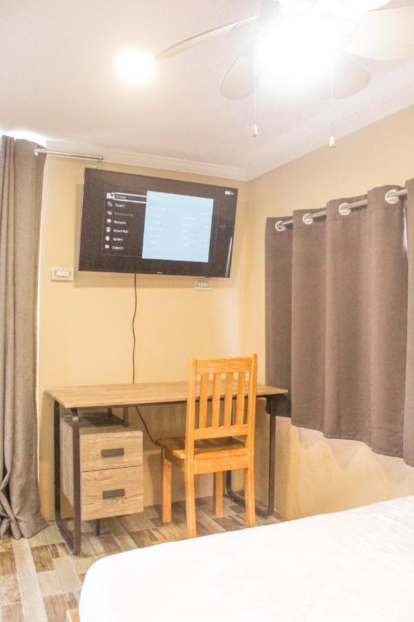Bed and Breakfast Joe'S Castle Sagbayan Esterno foto
